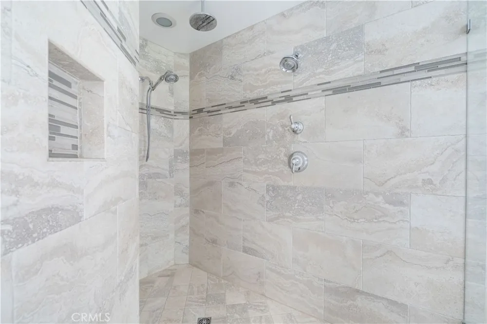 375 Berkshire Avenue La Canada Flintridge, CA 91011