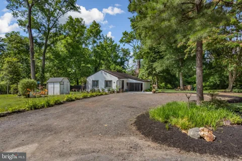 1508 AIRPORT LANE
