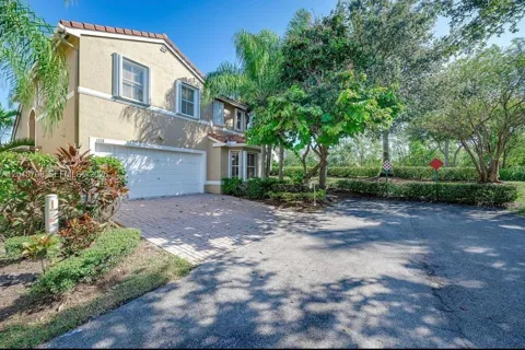 1125 Butternut Ln