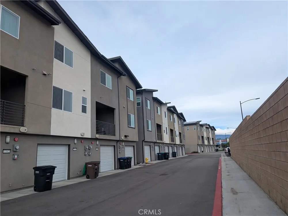 1160 Santo Antonio Colton, CA 92324