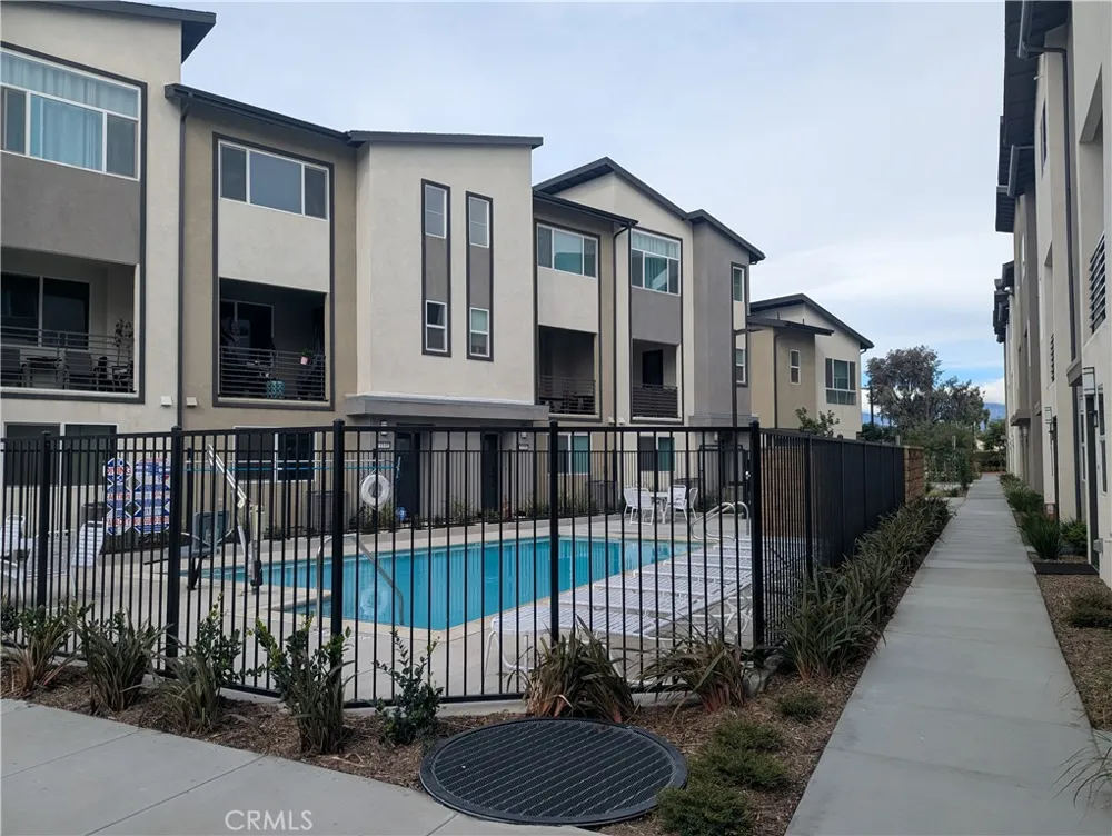 1160 Santo Antonio Colton, CA 92324