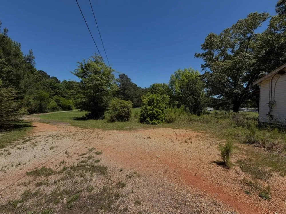 796 Shoemaker Road West Point, GA 31833