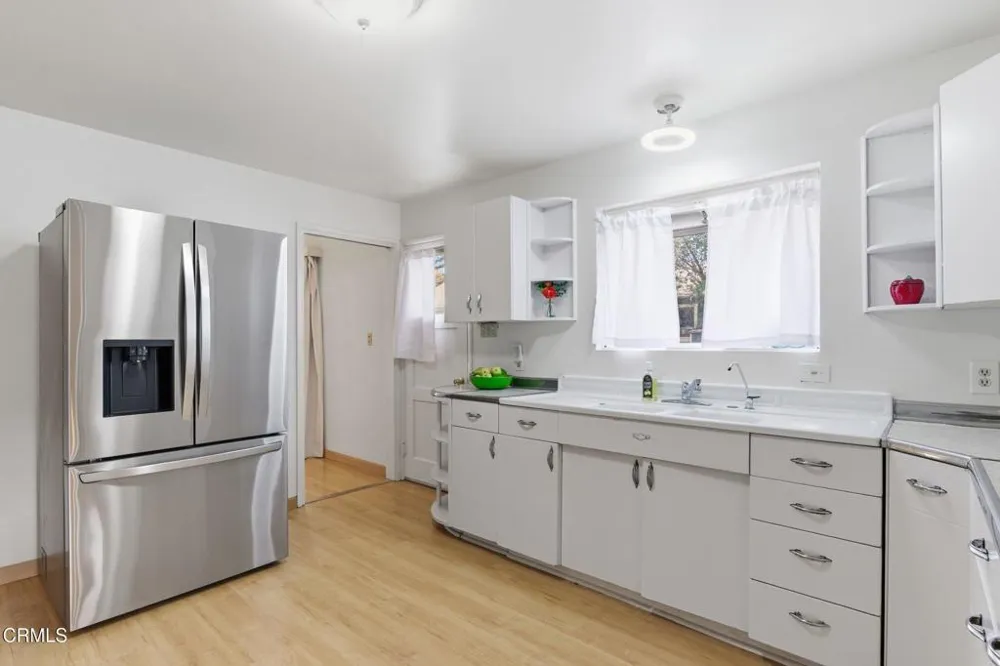 916 E Santa Paula Street Santa Paula, CA 93060