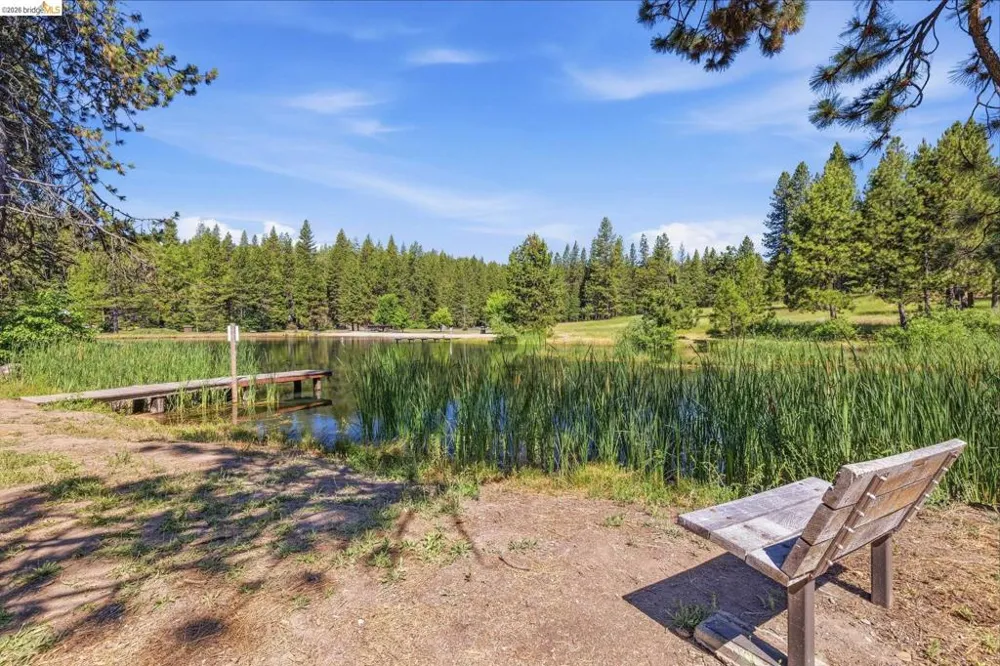 25209 E Jordan Way Long Barn, CA 95335