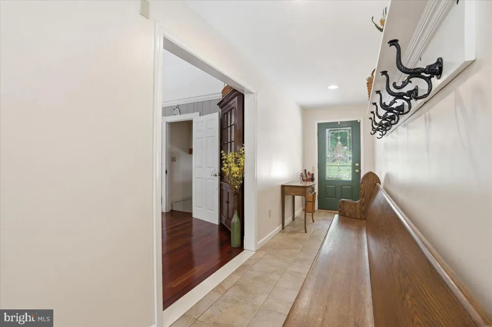 209 E MANOR LANE Lehighton, PA 18235