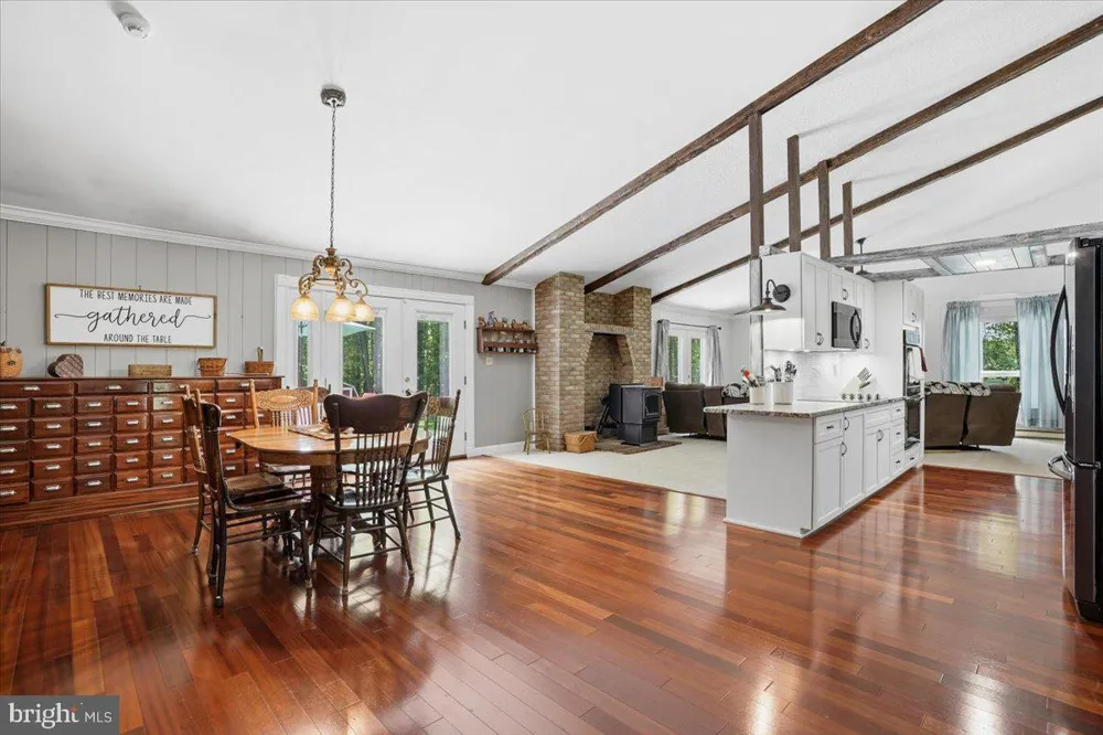 209 E MANOR LANE Lehighton, PA 18235