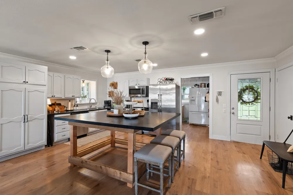 331 Spring Creek Drive Mount Vernon, TX 75457