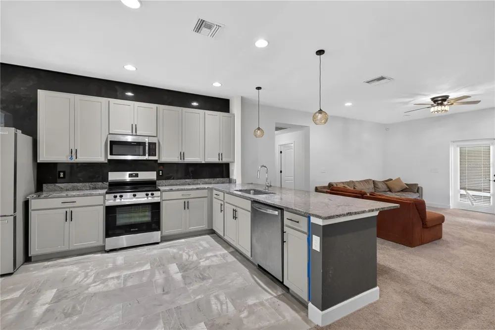 5236 SUE DRIVE Sebring, FL 33872