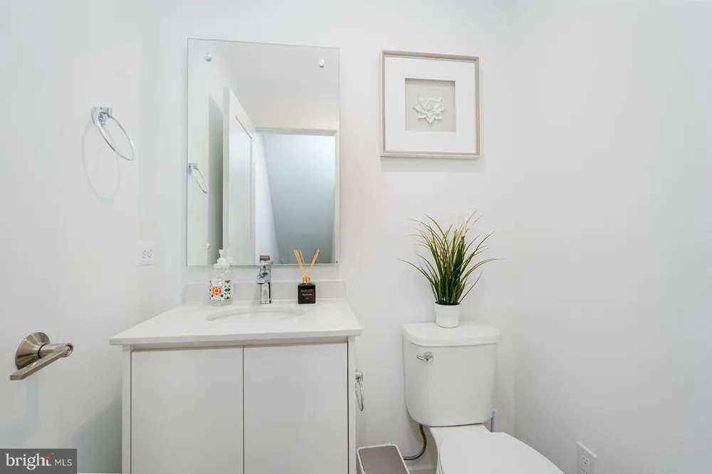 5345 ZENITH OVERLOOK Bethesda, MD 20816