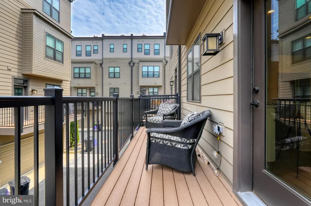 5345 ZENITH OVERLOOK Bethesda, MD 20816