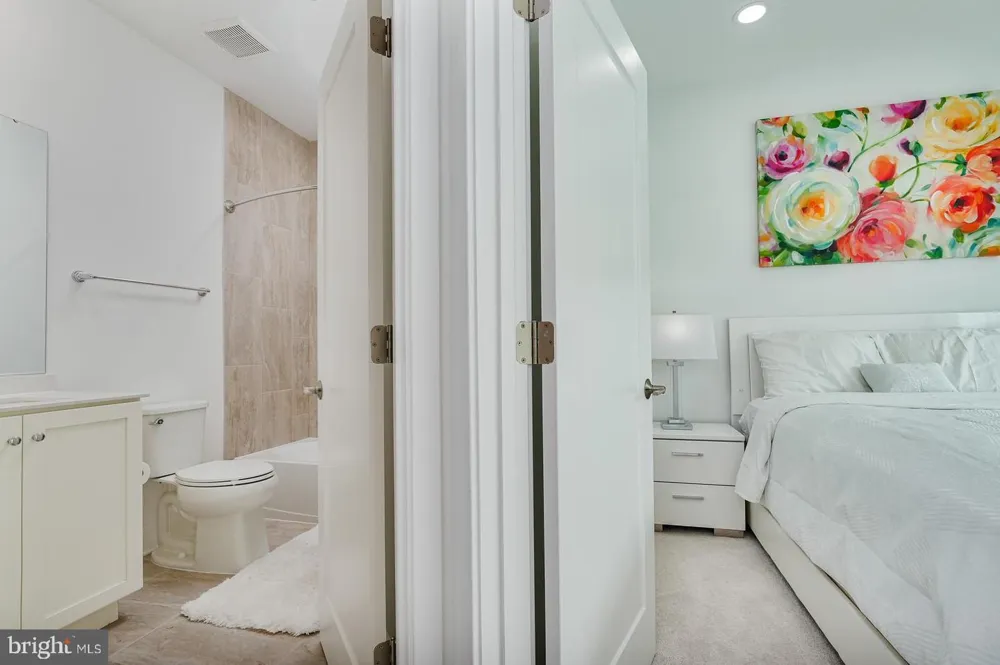 5345 ZENITH OVERLOOK Bethesda, MD 20816