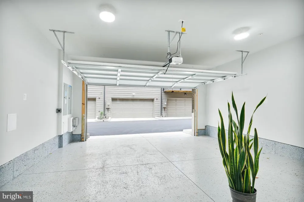 5345 ZENITH OVERLOOK Bethesda, MD 20816