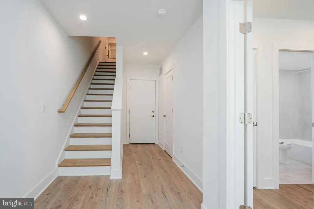 5345 ZENITH OVERLOOK Bethesda, MD 20816