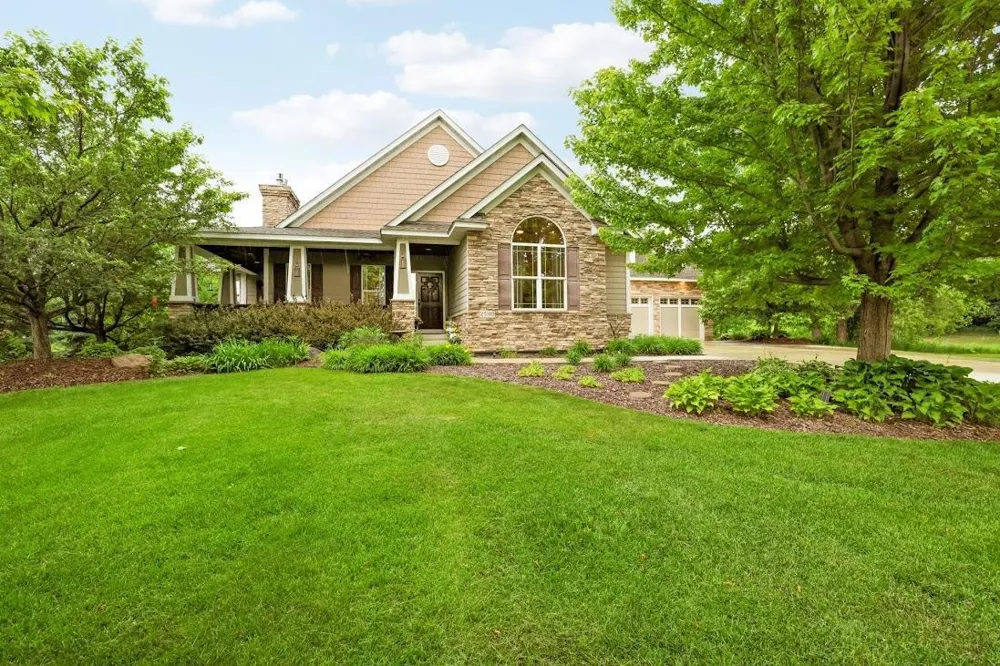 25310 Willow Court New Prague, MN 56071