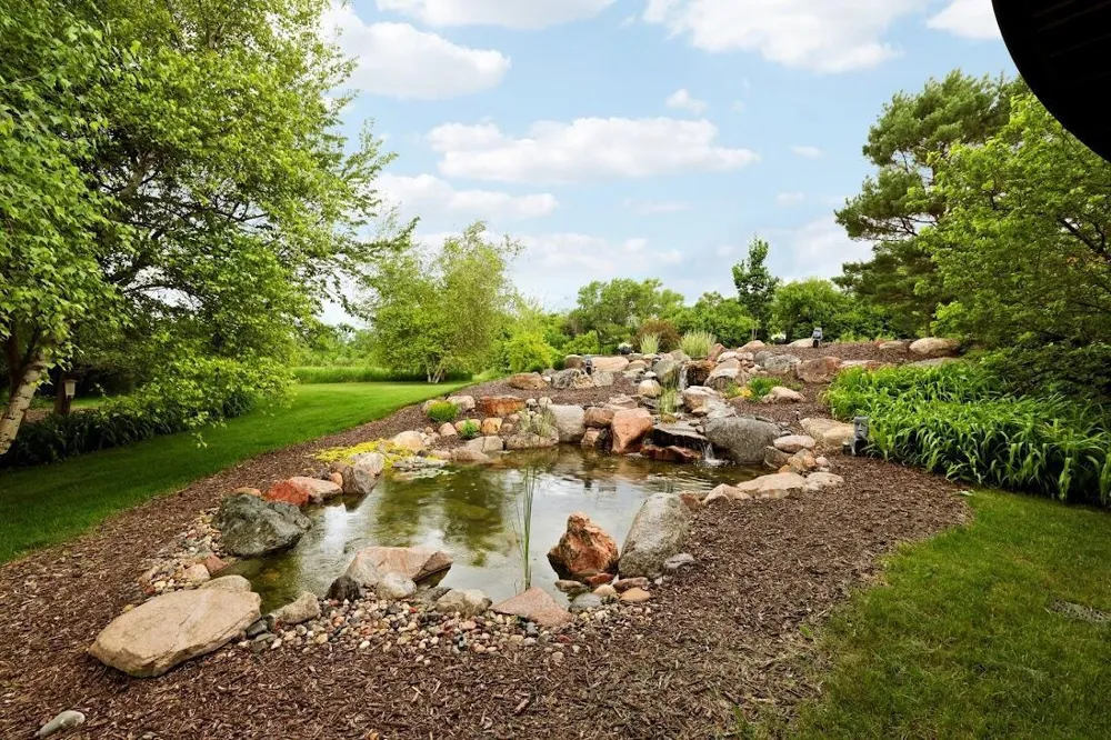 25310 Willow Court New Prague, MN 56071