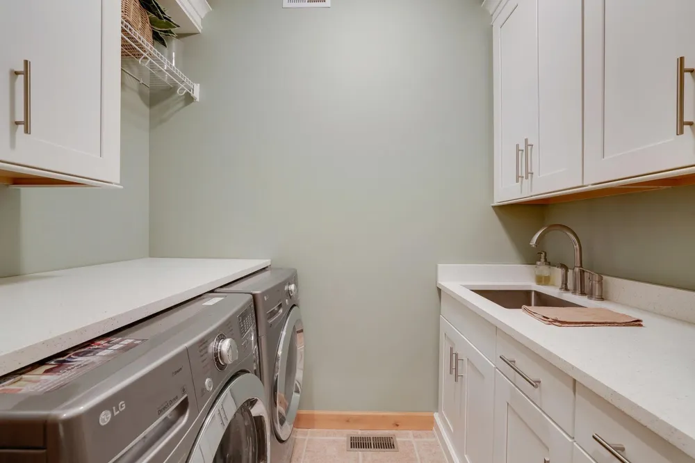 25310 Willow Court New Prague, MN 56071