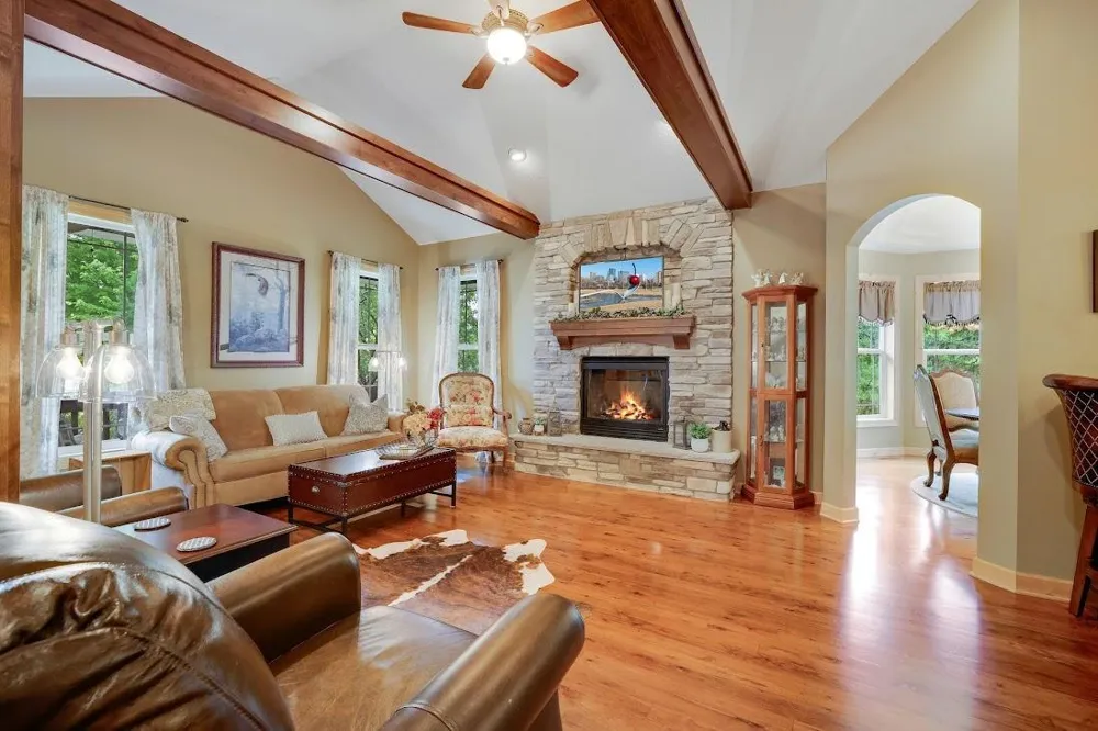 25310 Willow Court New Prague, MN 56071