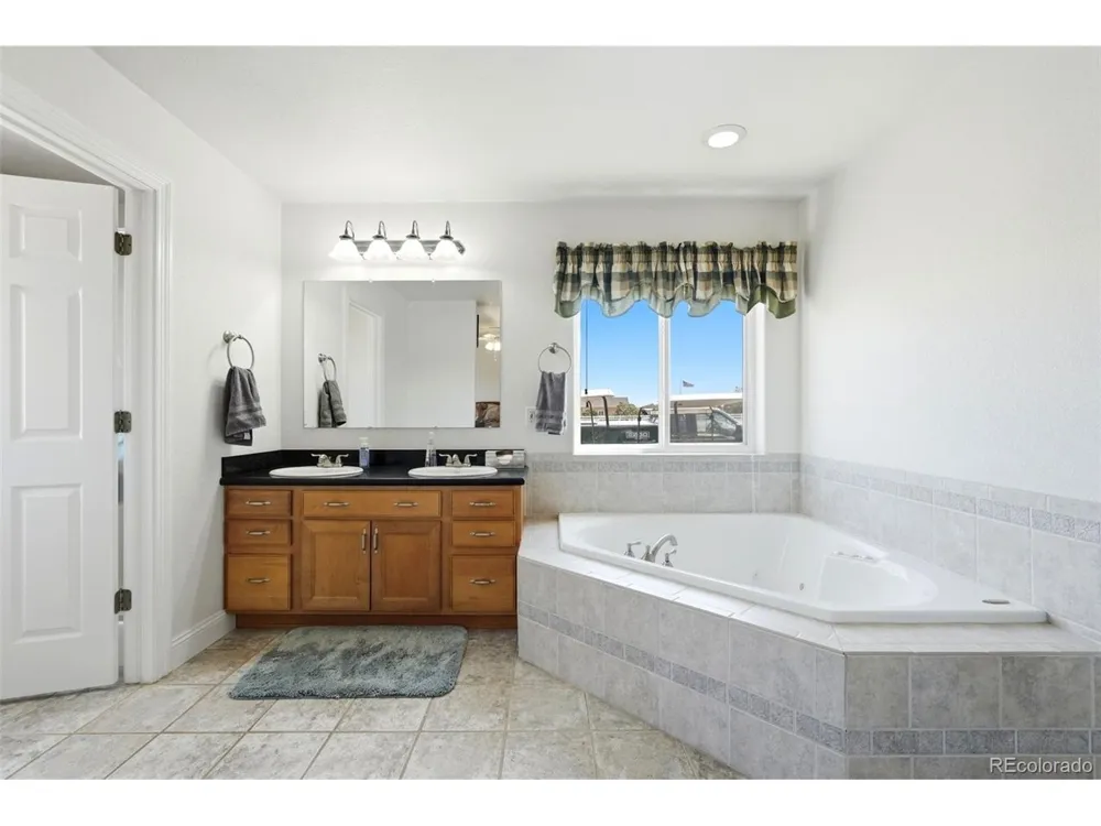37859 E 149th Place Keenesburg, CO 80643