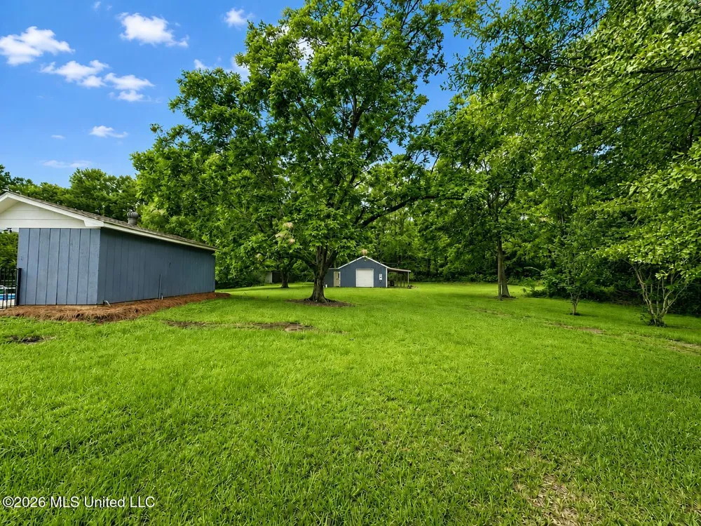 657 Simpson Highway 149 Magee, MS 39111
