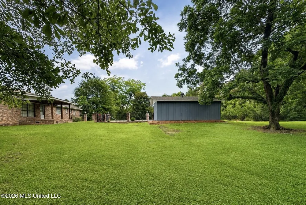 657 Simpson Highway 149 Magee, MS 39111