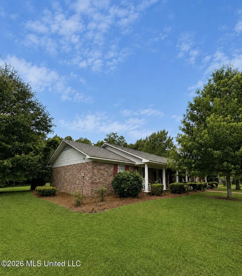 657 Simpson Highway 149 Magee, MS 39111