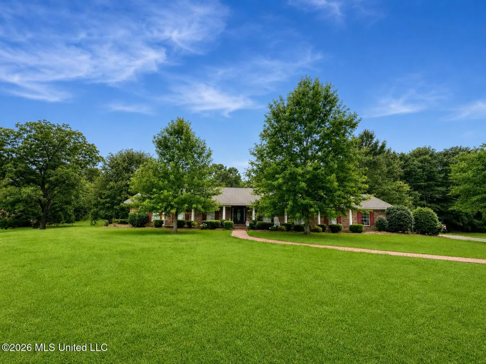 657 Simpson Highway 149 Magee, MS 39111