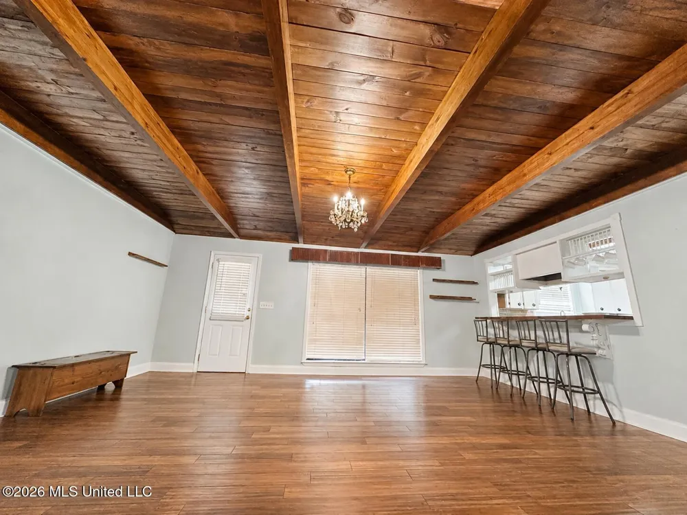 657 Simpson Highway 149 Magee, MS 39111