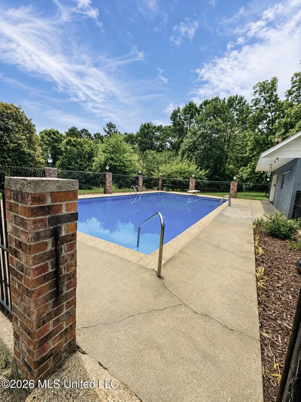 657 Simpson Highway 149 Magee, MS 39111
