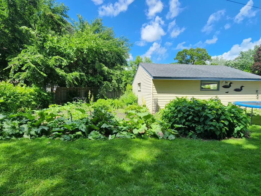 5817 Perry Avenue Crystal, MN 55429