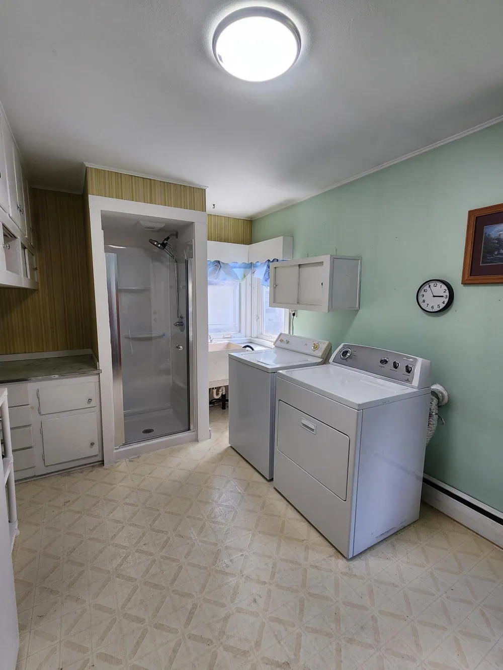 5817 Perry Avenue Crystal, MN 55429