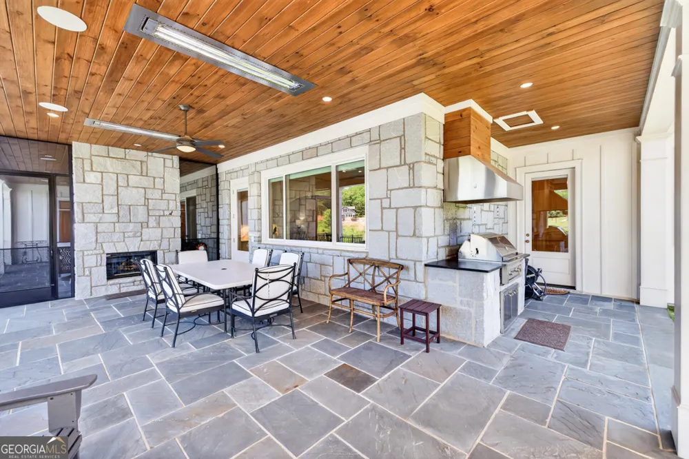 536 Green Meadows Dahlonega, GA 30533