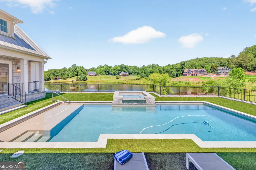 536 Green Meadows Dahlonega, GA 30533