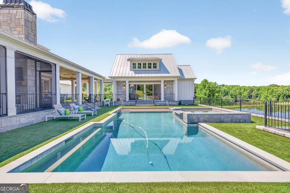 536 Green Meadows Dahlonega, GA 30533