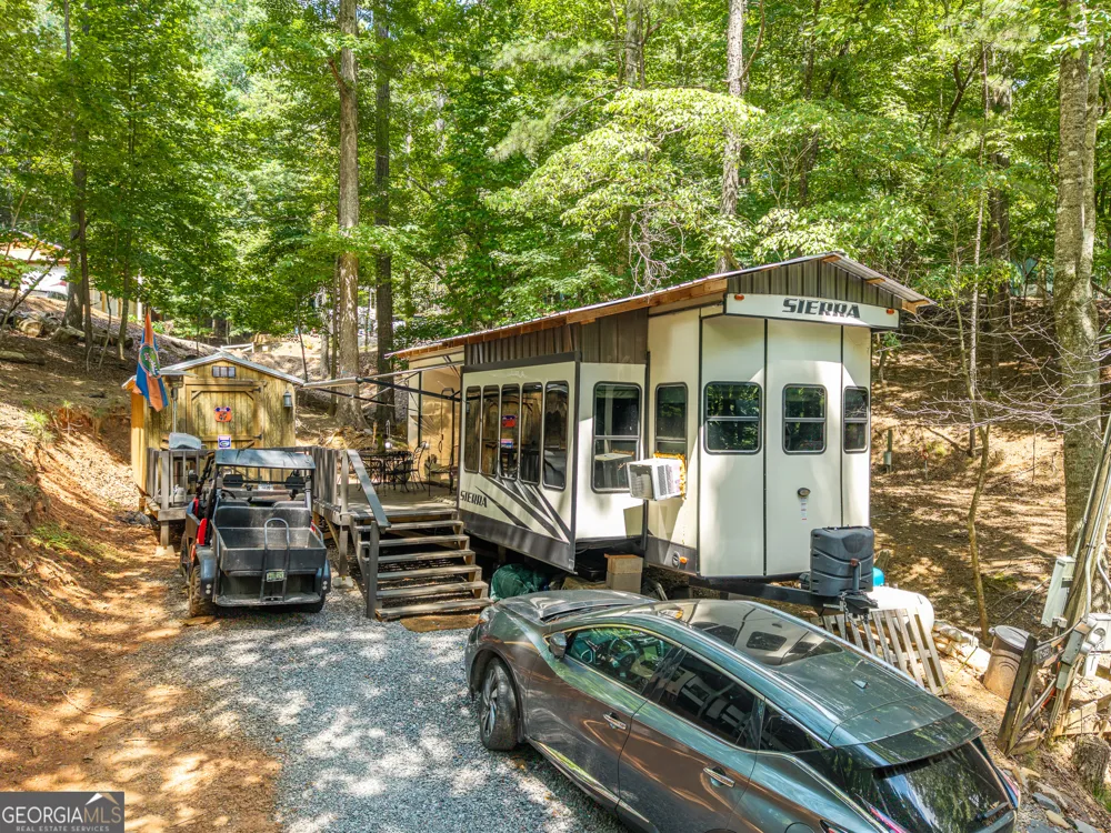 196 25th ST Ellijay, GA 30540