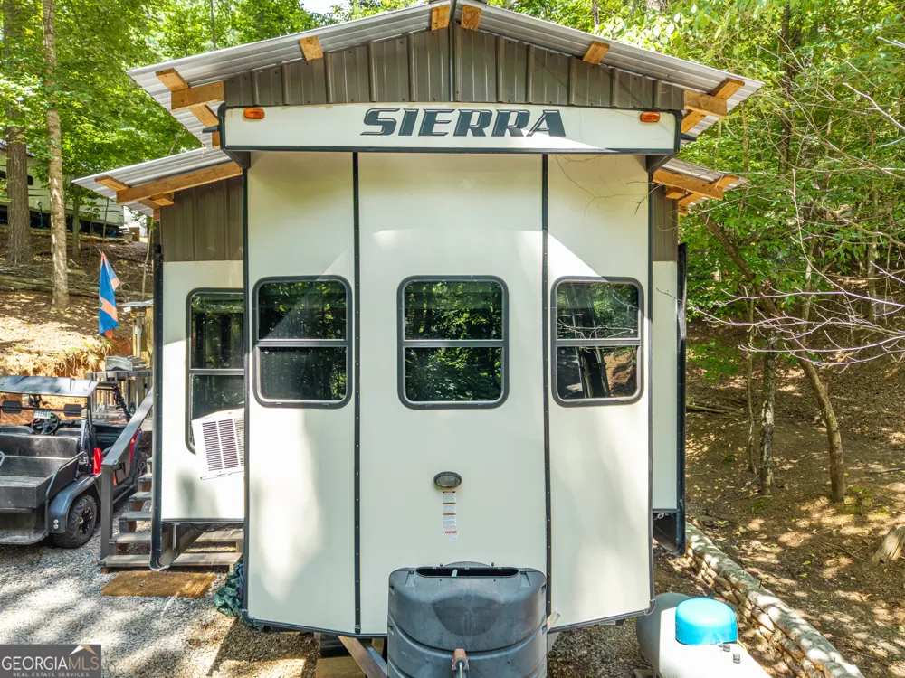 196 25th ST Ellijay, GA 30540