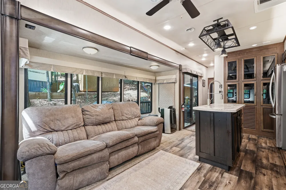 196 25th ST Ellijay, GA 30540