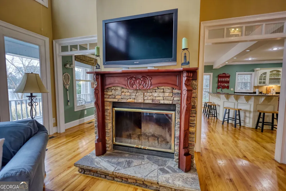 625 West Lake DR Oxford, GA 30054