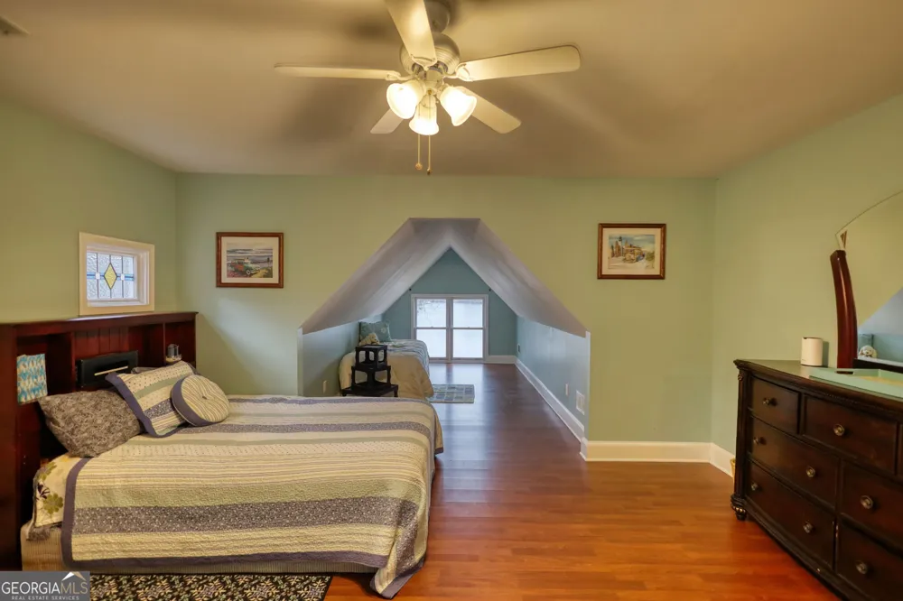 625 West Lake DR Oxford, GA 30054