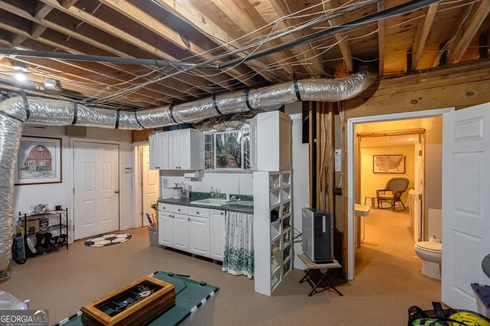 625 West Lake DR Oxford, GA 30054