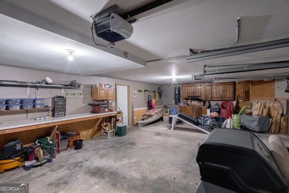 625 West Lake DR Oxford, GA 30054