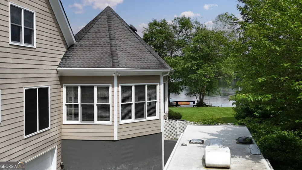 625 West Lake DR Oxford, GA 30054