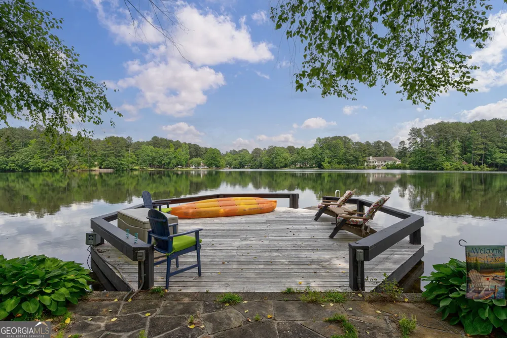 625 West Lake DR Oxford, GA 30054