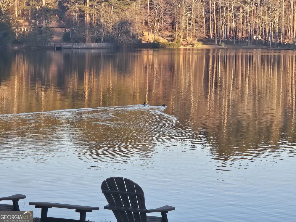 625 West Lake DR Oxford, GA 30054