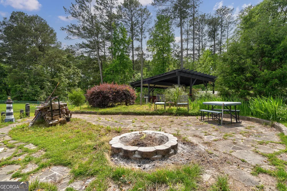 625 West Lake DR Oxford, GA 30054