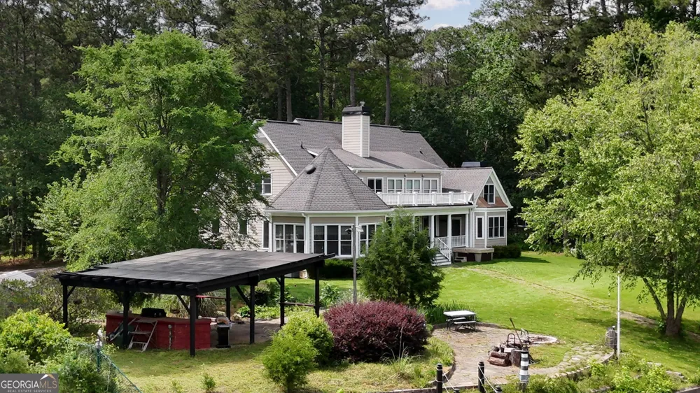 625 West Lake DR Oxford, GA 30054