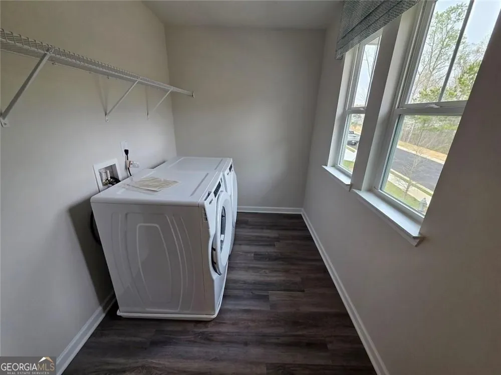 189 Water Oak WAY Dawsonville, GA 30534