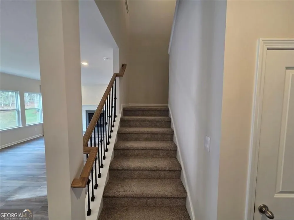 189 Water Oak WAY Dawsonville, GA 30534