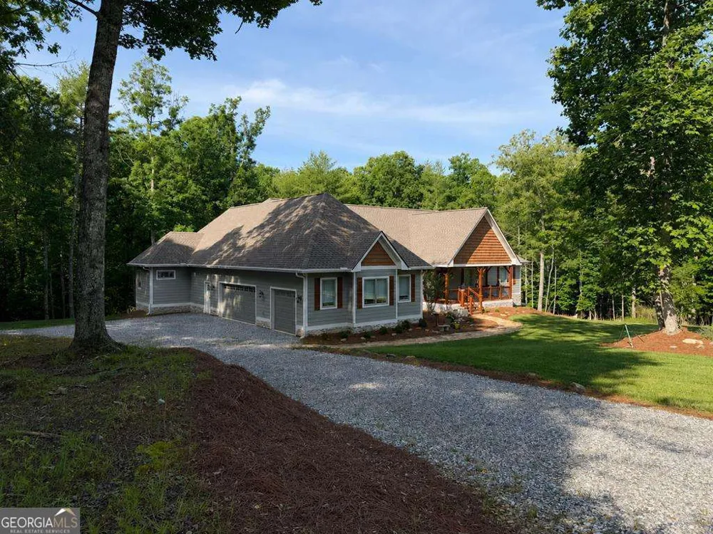 685 Rockwood TRL Blairsville, GA 30512