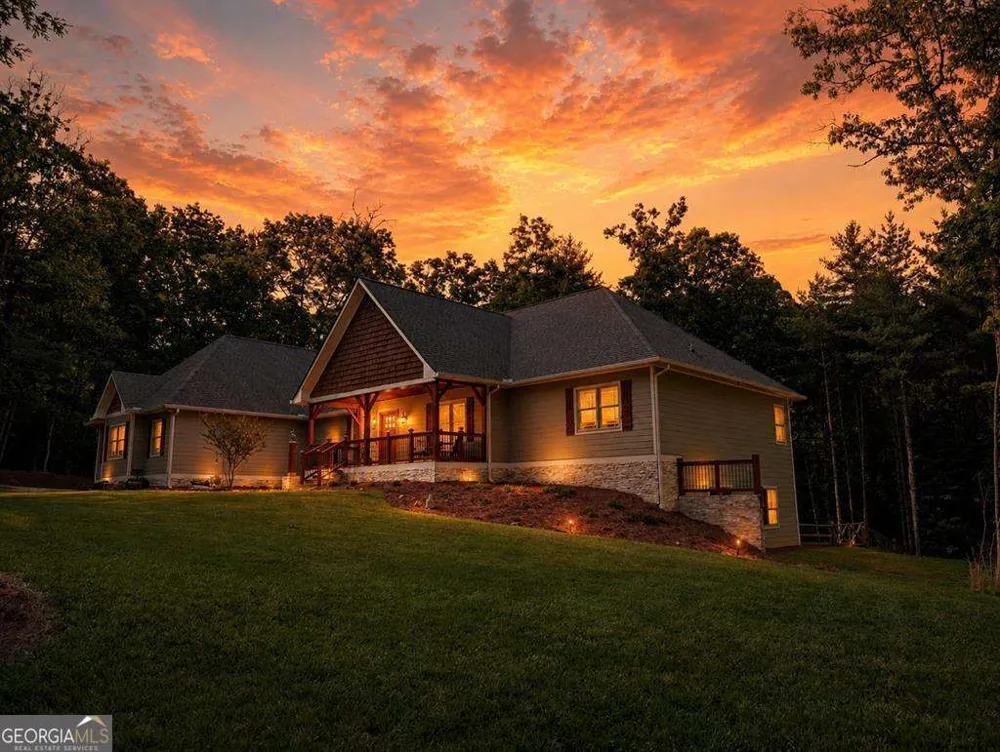 685 Rockwood TRL Blairsville, GA 30512