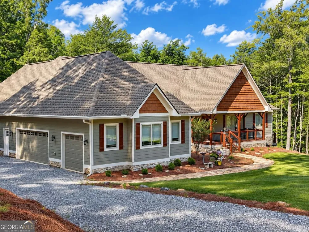 685 Rockwood TRL Blairsville, GA 30512